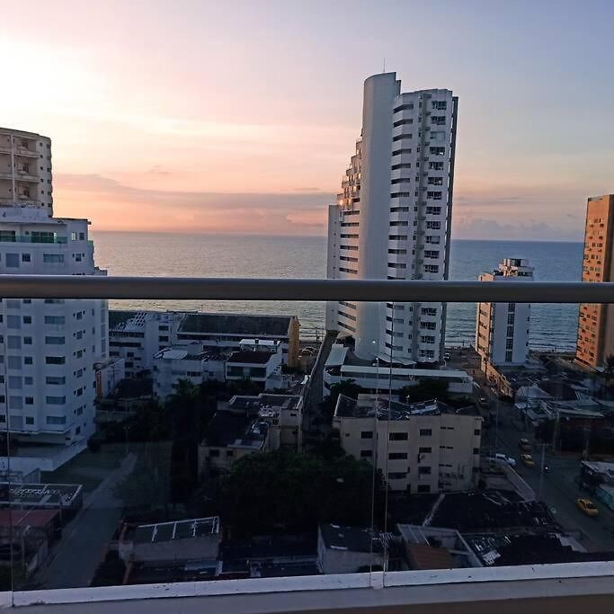 Acogedor Apto Con Vista Al Mar